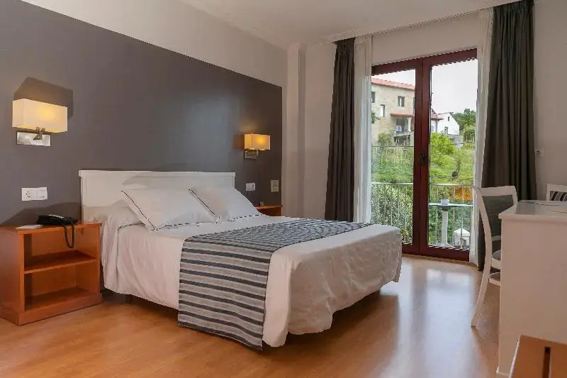 Hotel Lombiña - Chambres