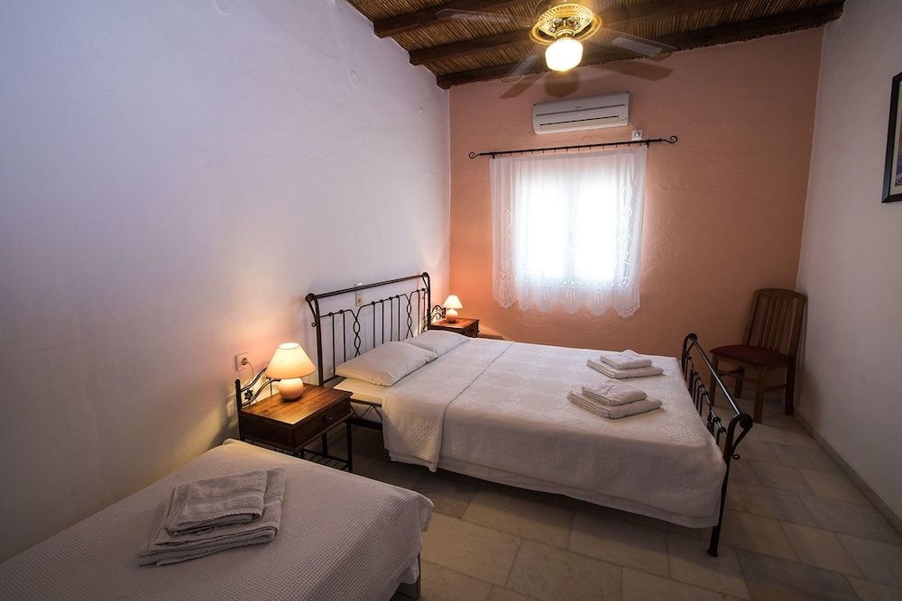 Dimitris Rooms — 5