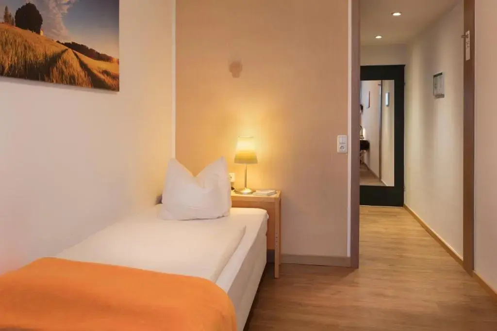 Hotel Der Akademie Heinrich Pesch Haus - Chambres