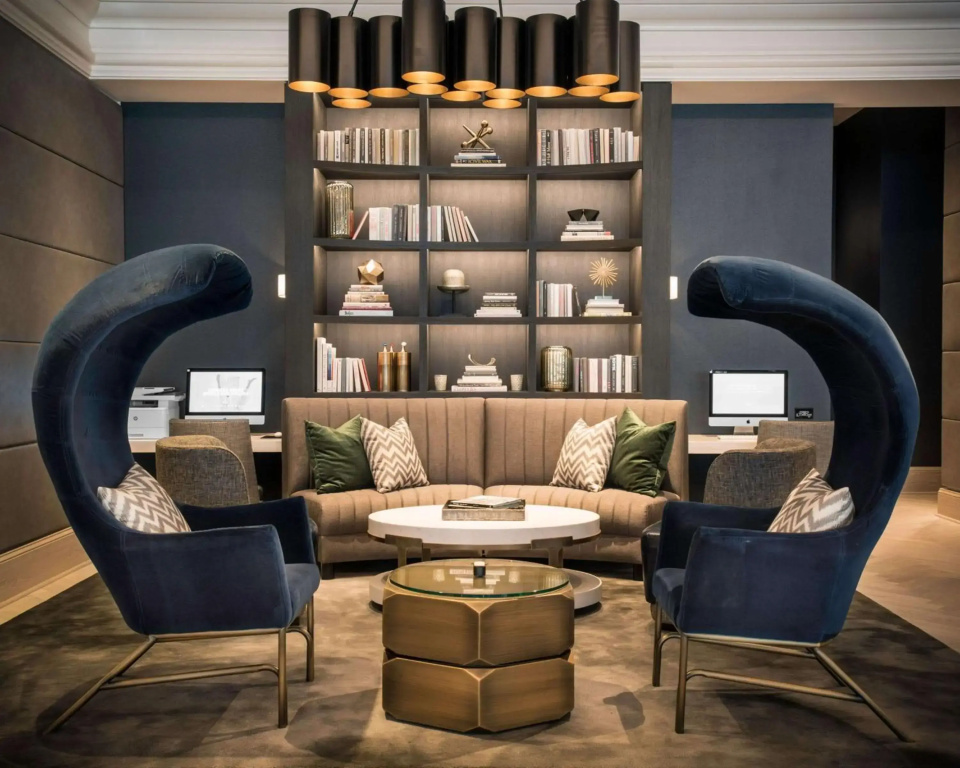 LondonHouse Chicago, Curio Collection by Hilton - фото 13