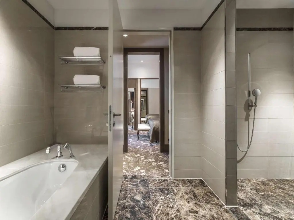 Premium room