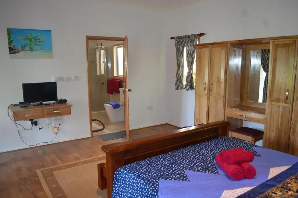 Deluxe Double room with balcony (full double bed)