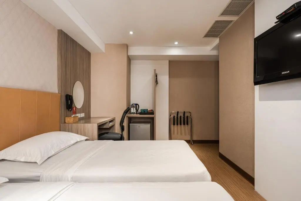 The Riverside Hotel International - Chambres