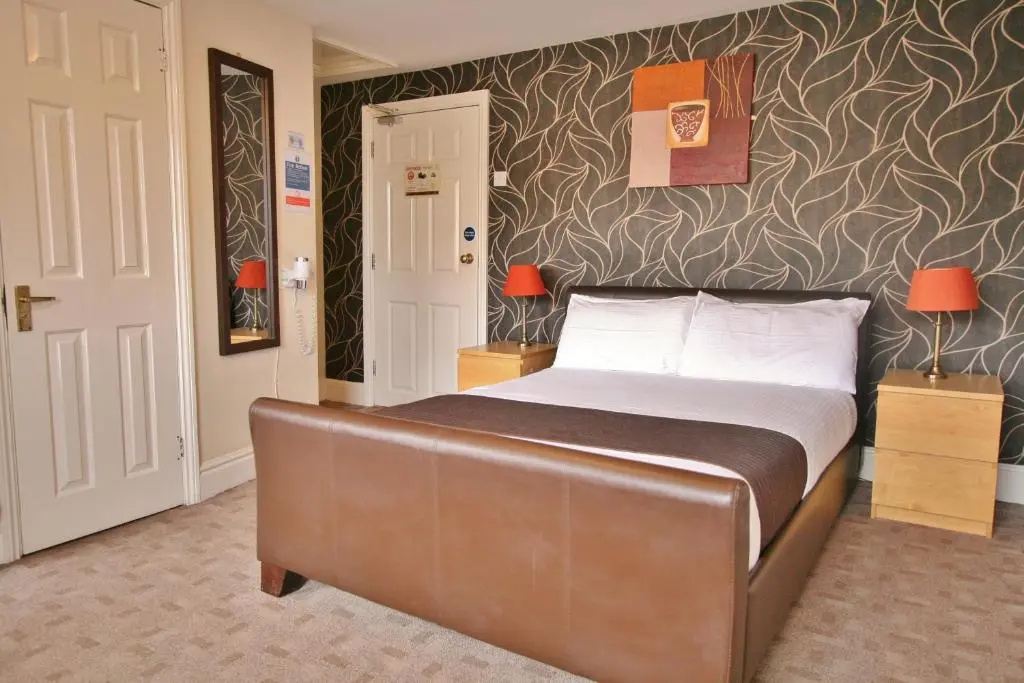 Central Hotel Cheltenham by Roomsbooked - Général