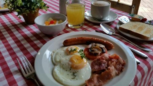 Le Chateau Guest House and Conference Centre - фото 4