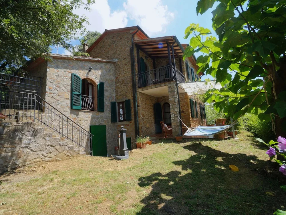 Villa Santa Fiora Farmhouse