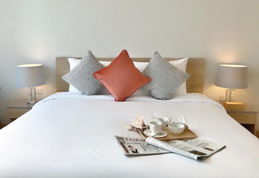 Двухместная студия Deluxe с 2 комнатами 2 отдельные кровати в Oakwood Suites Bangkok