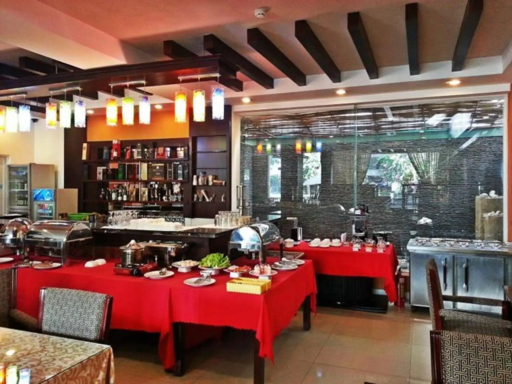 One World Hotel - Général