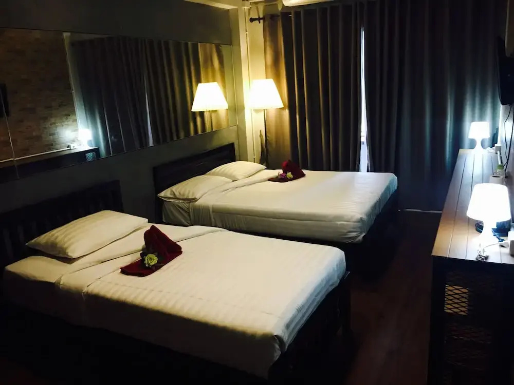 Standard Triple room with balcony