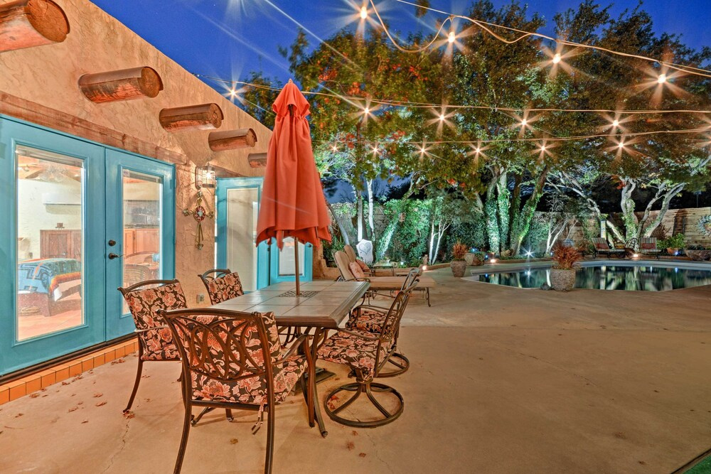 6 Mi to Texas Tech: Studio w/ Shared Pool & Grill