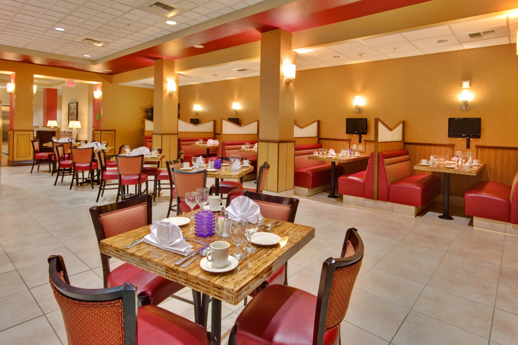 Holiday Inn & Suites Bakersfield by IHG - Général