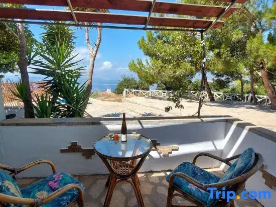 Apartment 800m from Koumeika, Samos