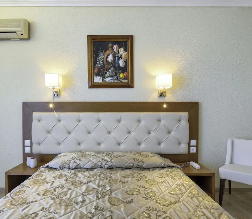 Superior Double room with balcony and with sea view (full double bed)