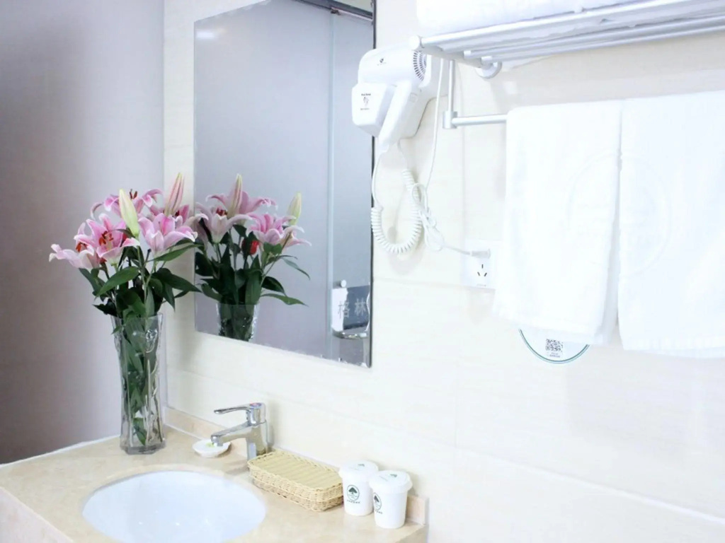 GreenTree Inn ShangHai BaoShan 128 Memorial Road TongHe Road Shell Hotel - Chambres