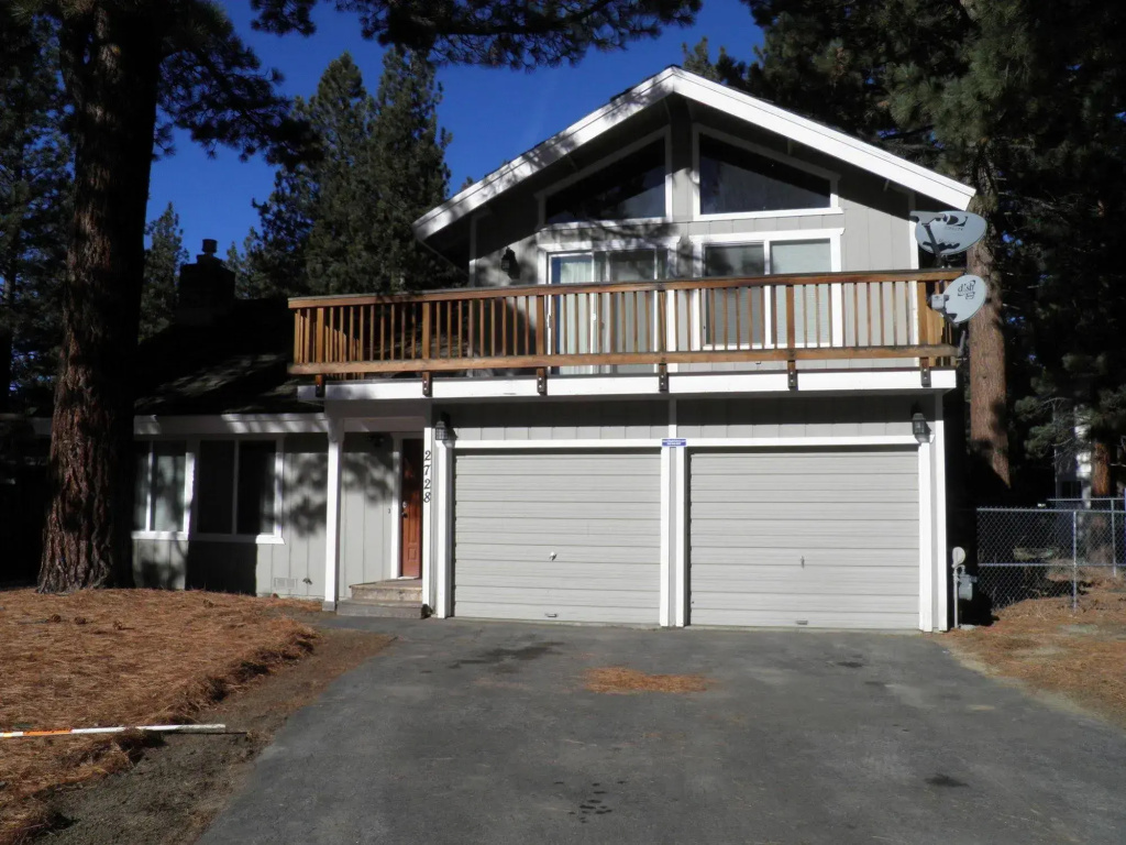 2728 Springwood Dr.