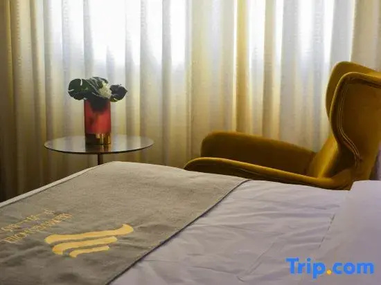 Royal room