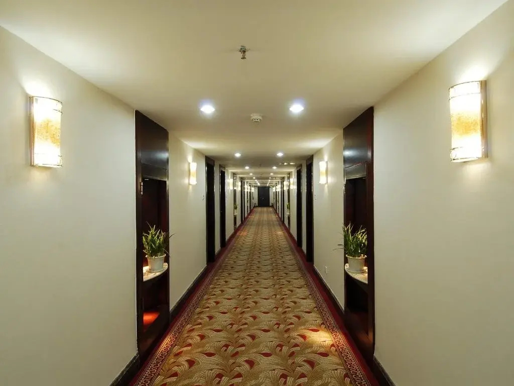 Shihe Hotel Xinyang - Général