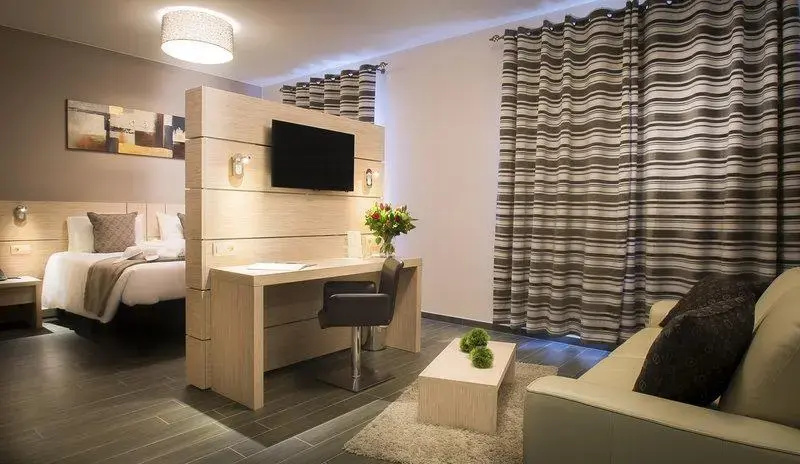 Ibis Styles Charleroi Airport Aero44 - Chambres