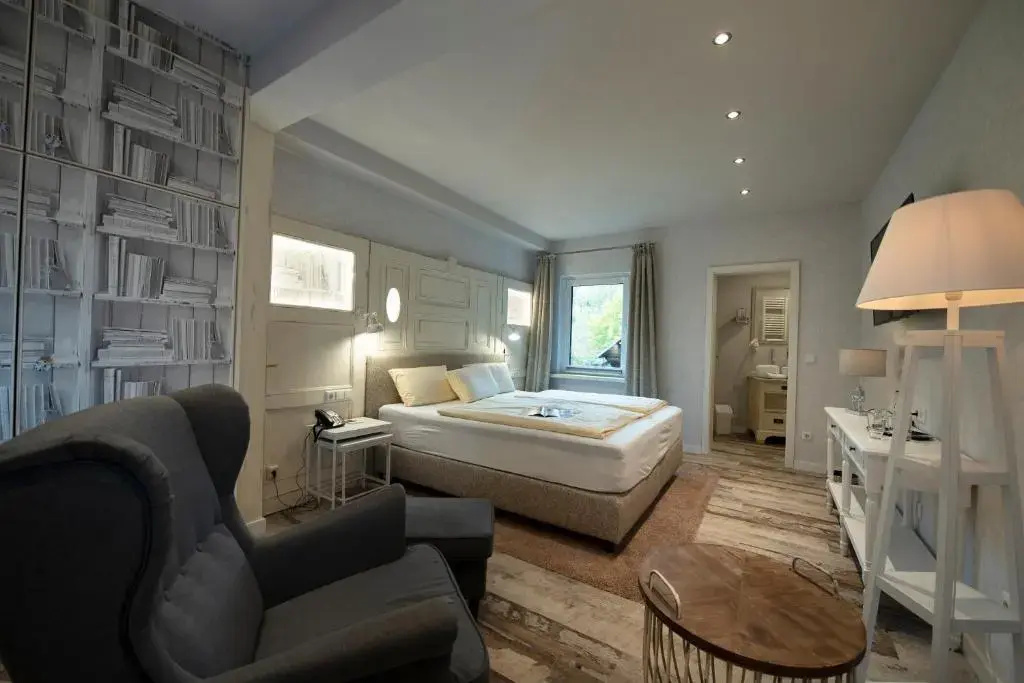 Comfort room