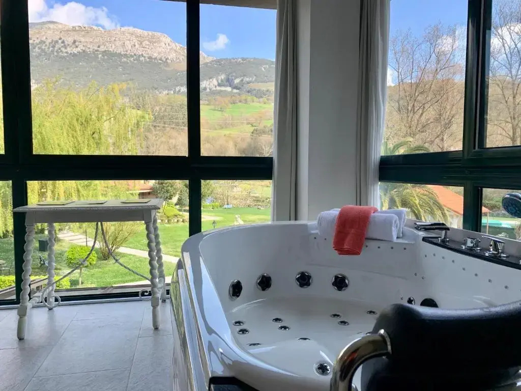 Deluxe Junior Suite