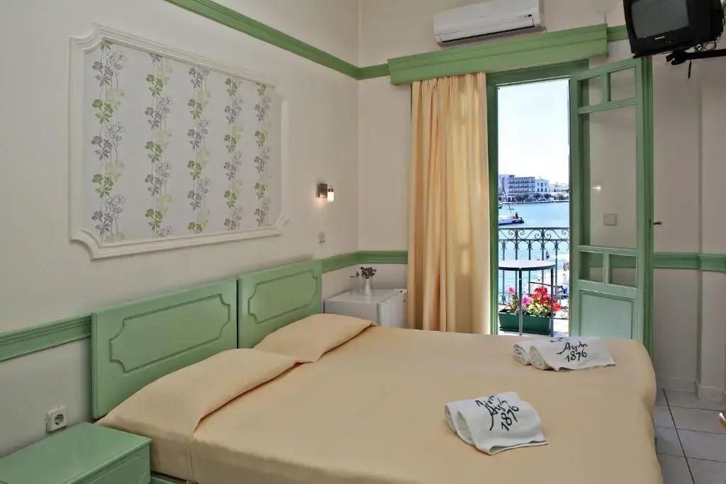 Standard Double room with balcony and with sea view (full double bed)