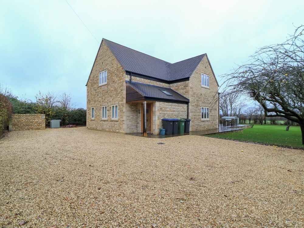 Peewit Coach House
