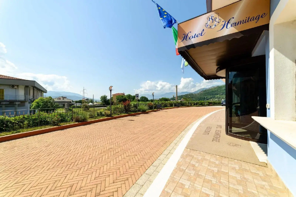 Hotel photo 15