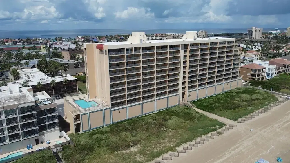 Inverness Penthouse 3 Bedroom Home by Redawning