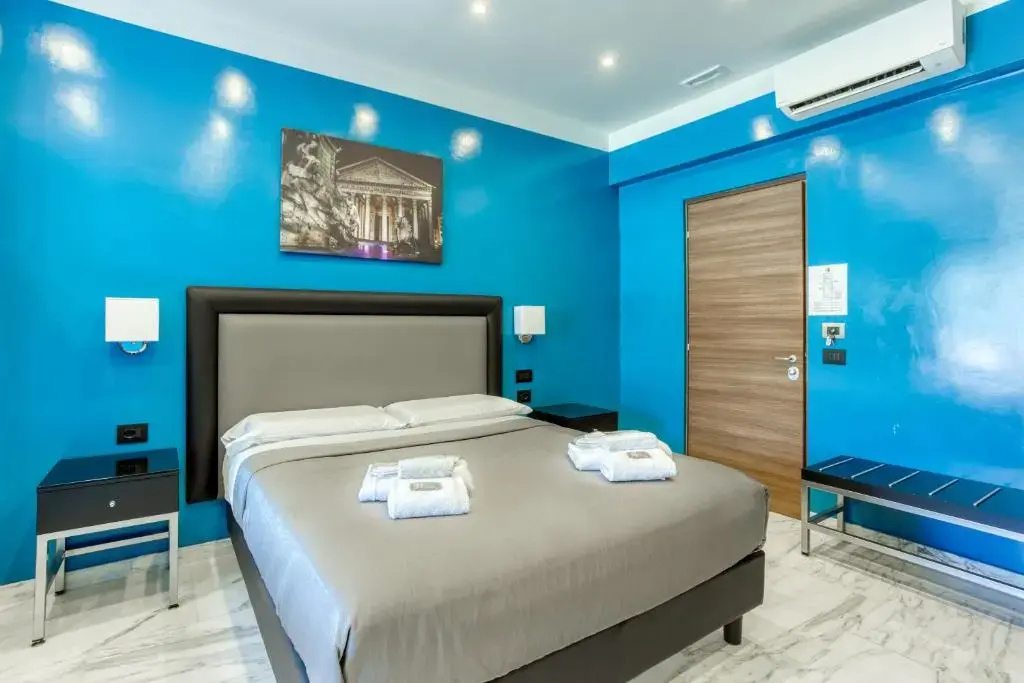 Superior Double room (full double bed)