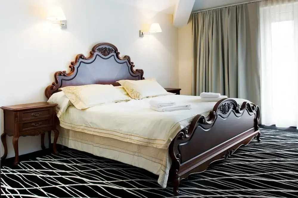 1 Bedroom Deluxe Suite with balcony