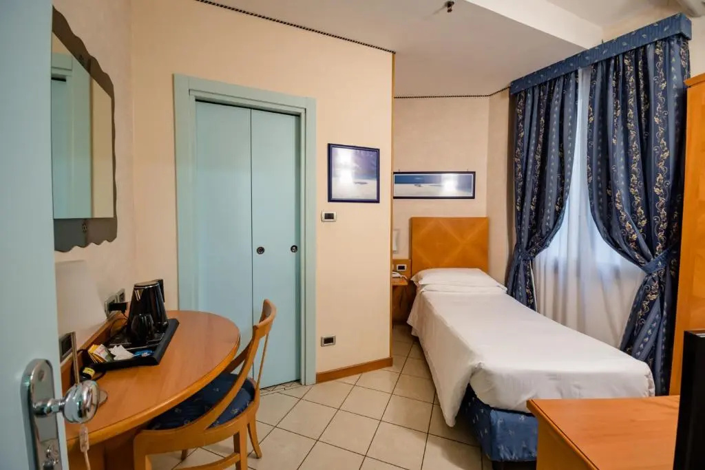 Albergo Centrale Bologna - Chambres