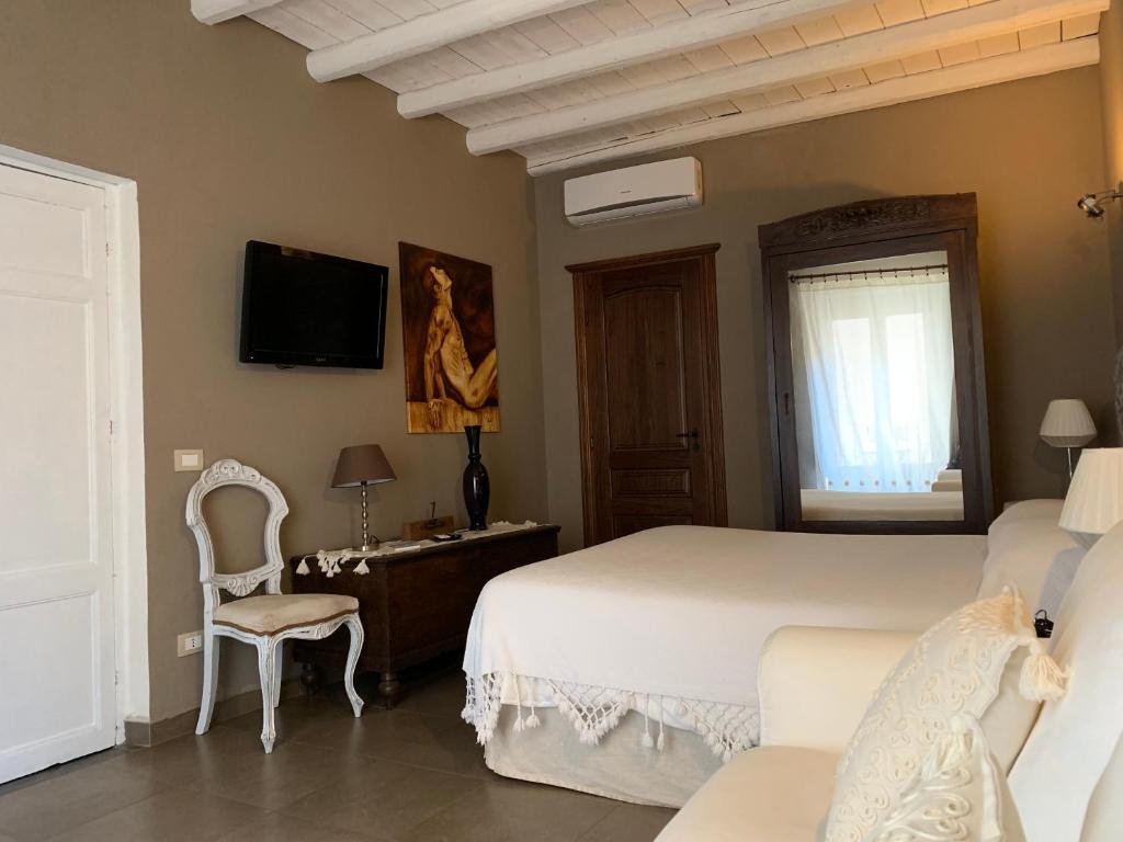 Standard Quadruple room with balcony