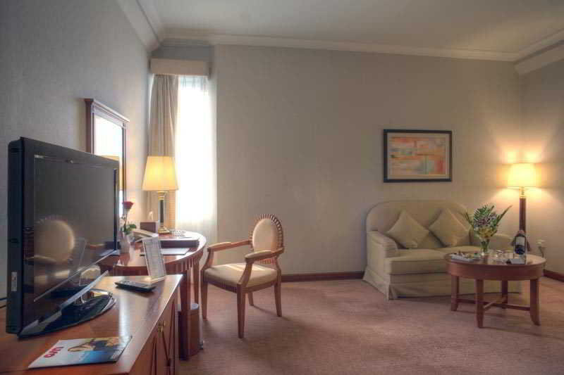 Al Diar Capital Hotel