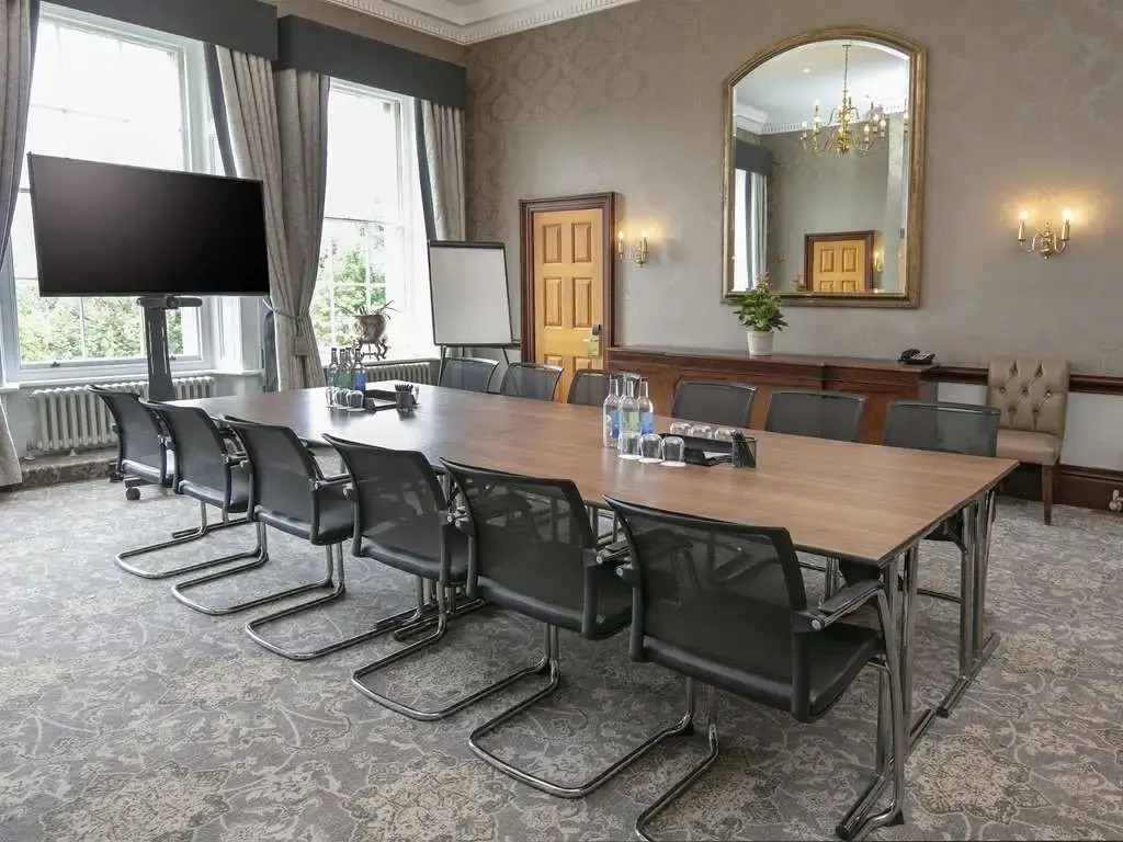 Oulton Hall Hotel, Spa & Golf Resort - Général