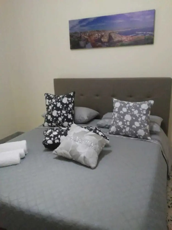 Standard Triple room with balcony
