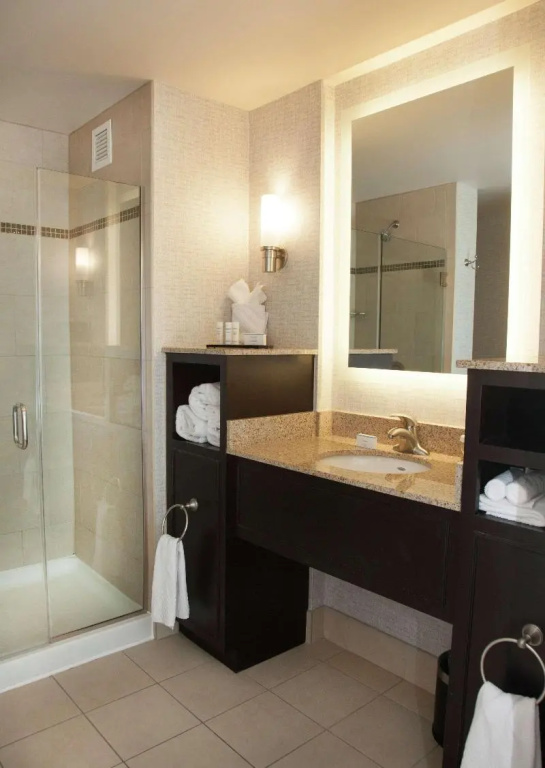 Embassy Suites Columbus-Airport - Chambres