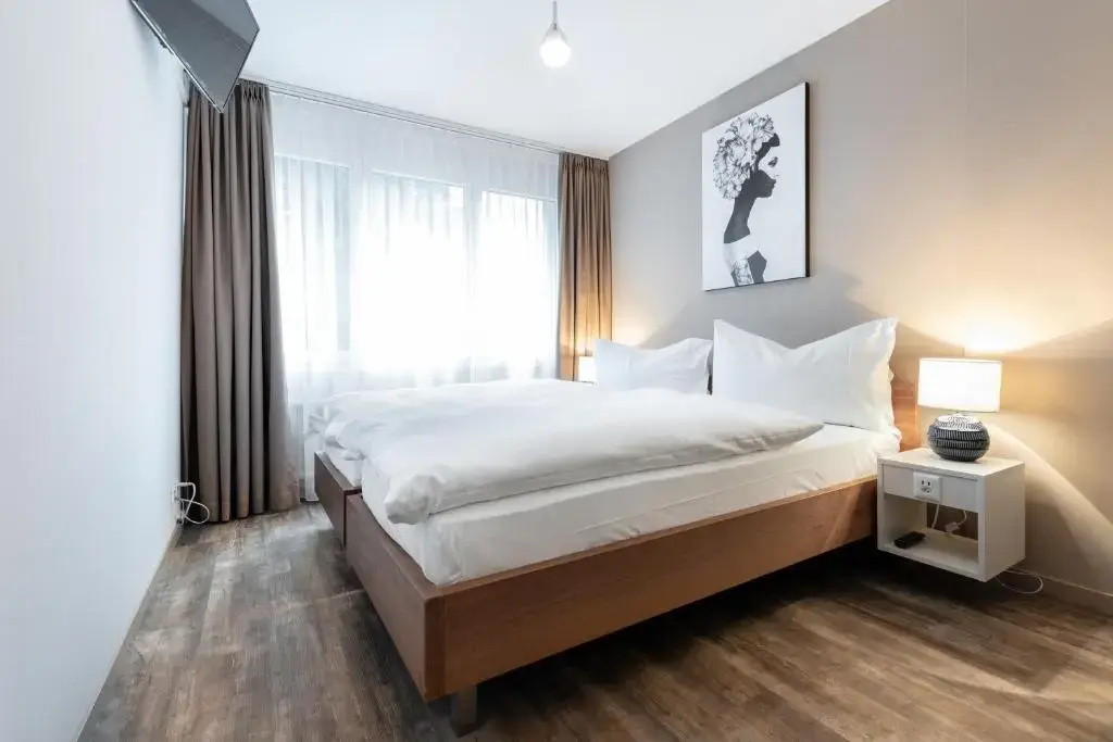 Standard Double room with garden view (full double bed)