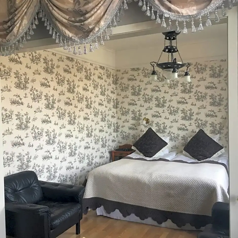 Classic room