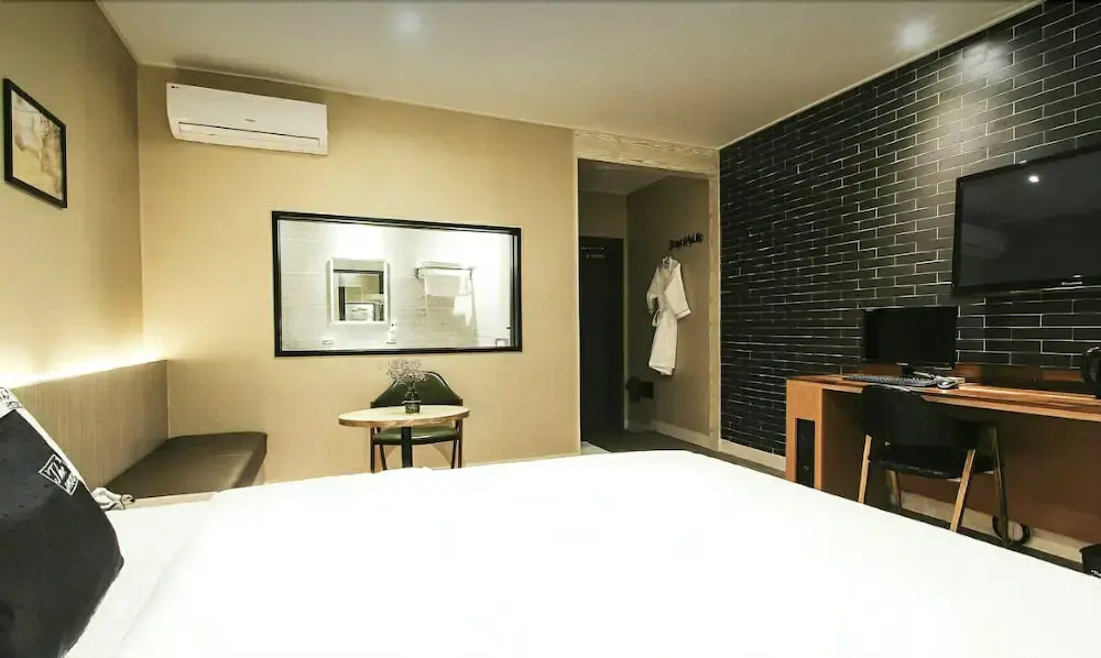 The Hotel Changwon - 3