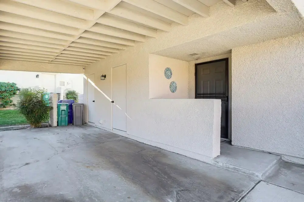 Golf Course On-site: Peaceful Condo in Palm Desert