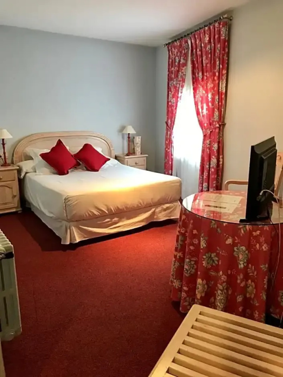 Standard Double Family room (full double bed)