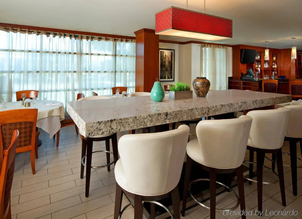 Four Points by Sheraton Hotel & Suites San Francisco Airport - Général