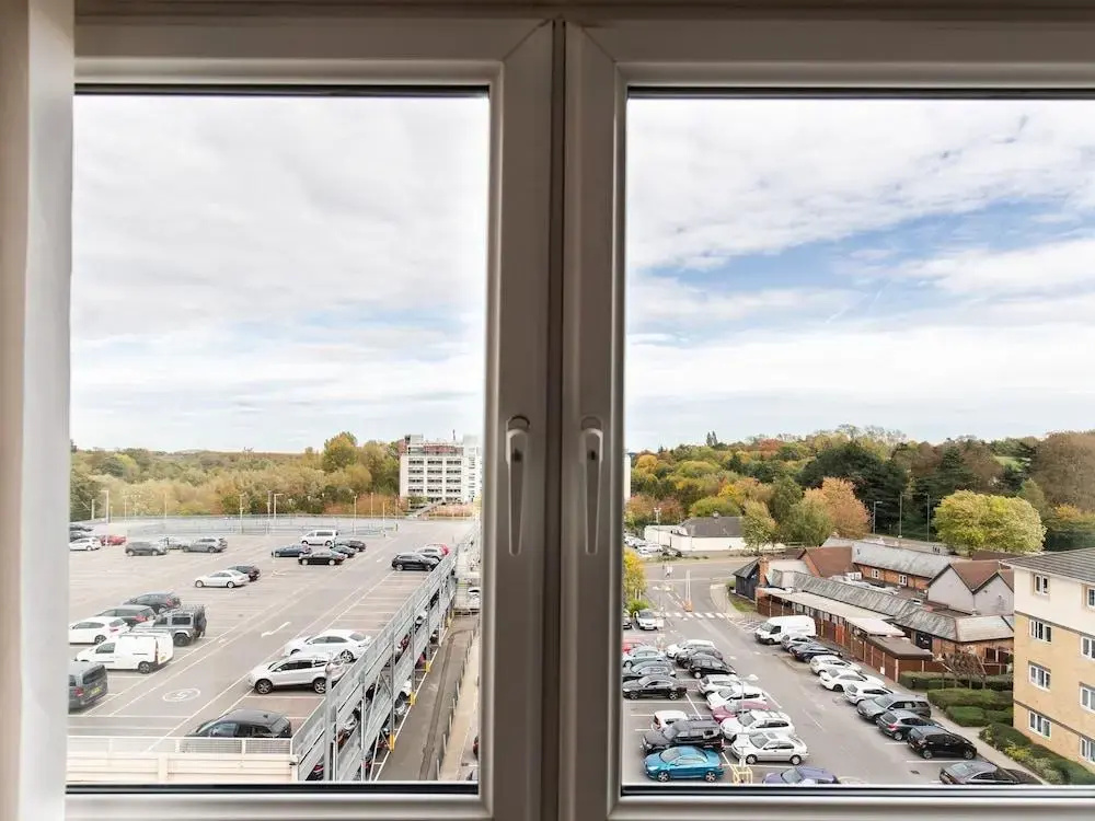 2 Bedroom Apartment Edinburgh Gate Harlow