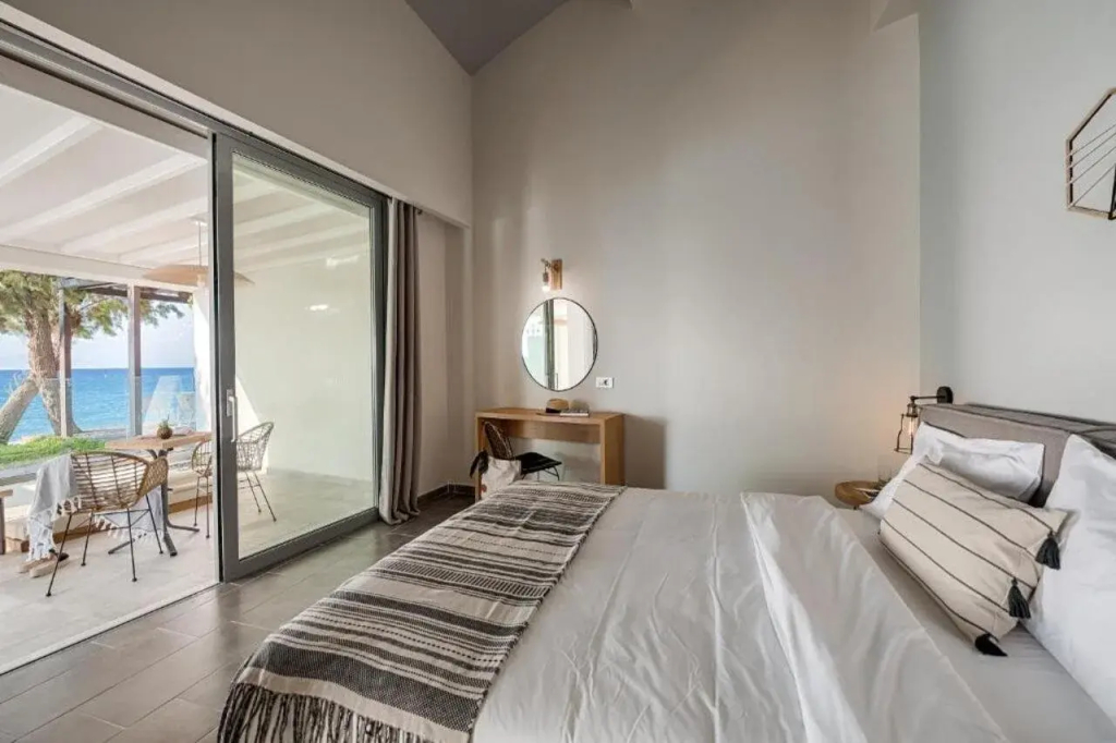 Villa Di Mare Seaside Suites - фото 5