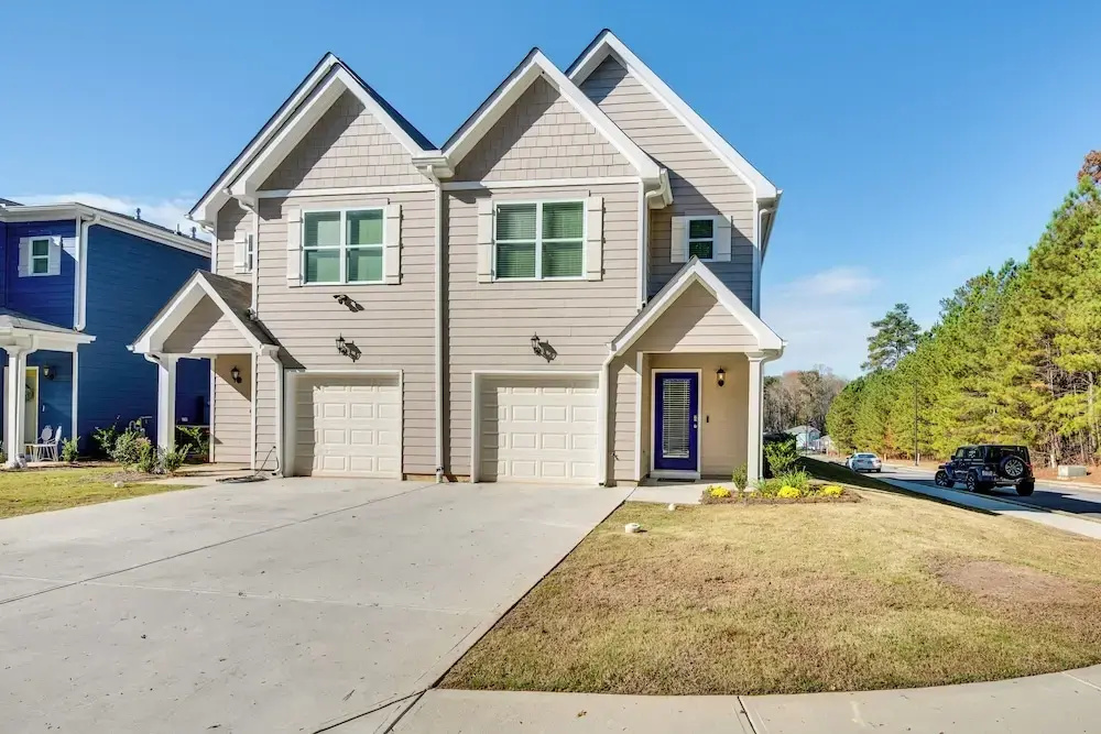 World Cup ATL Home Base w/ Patio in Orchard Knob!