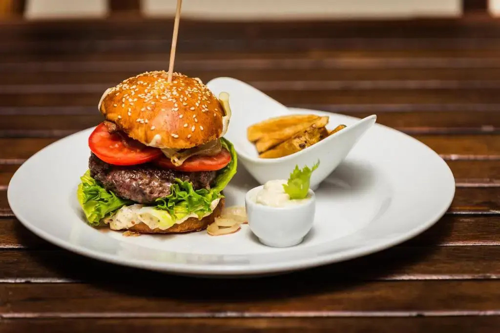 Food & Beverage