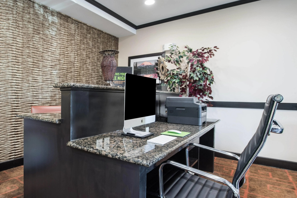 La Quinta Inn & Suites by Wyndham Auburn - Général
