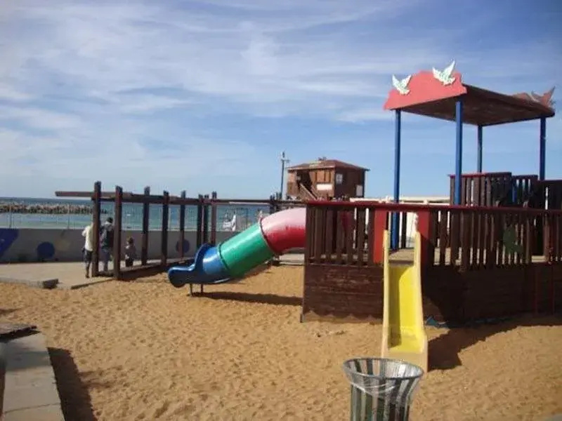 Beach & Waterfront