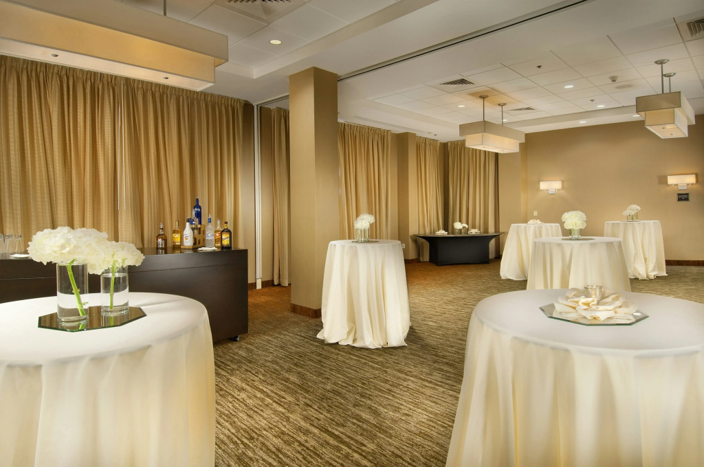 DoubleTree by Hilton Sterling - Dulles Airport - Général