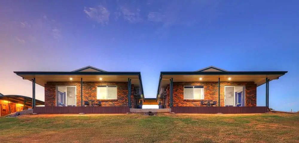 Heritage Lodge Motel